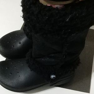 CROCK BOOTS W/ fur